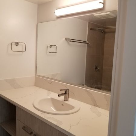 Fairview Court - Photo 3