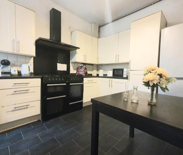 4 bedroom house share to rent - Photo 4
