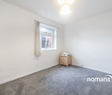 2 bedroom maisonette to rent - Photo 4