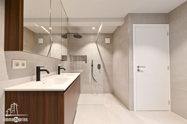 Halfopen bebouwing - Photo 1