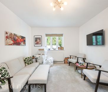 Hook Road, Surbiton - Photo 1