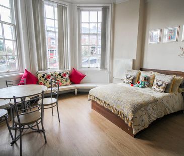 Apt 3, 12a Clarendon Road - Photo 3