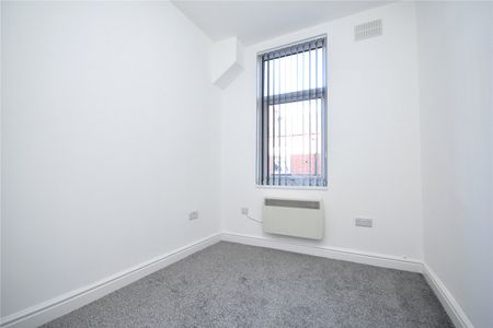 13, Marley Place, Leeds, West Yorkshire, LS11 8QW - Photo 2