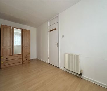 16, Woodsley Green, Leeds, West Yorkshire, LS6 1SD - Photo 2