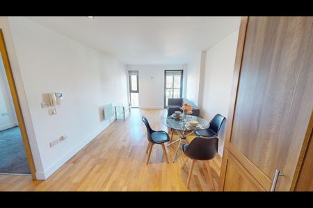 1 Bed Flat, Jugglers Yard, L3 - Photo 2