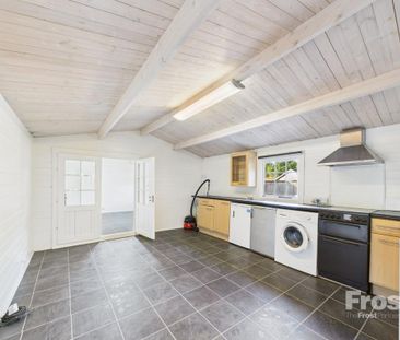 1 bedroom detached house to rent - Photo 2