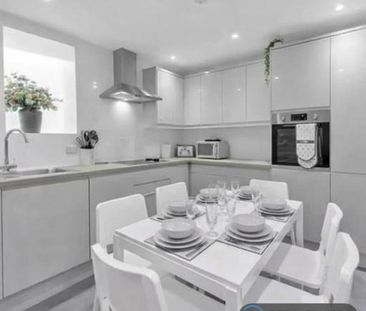 1 bedroom in a house share to rent - Photo 6