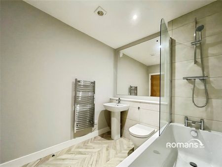 2 bedroom apartment to rent - Photo 5