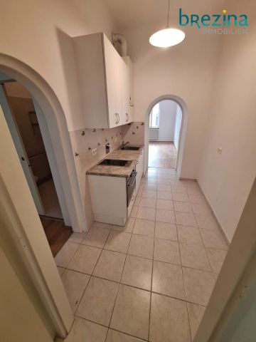 süße 1-Zimmer-Altbau-Wohnung in der Säulengasse - Photo 2