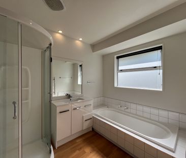 2/148 Rose Street, Somerfield - Photo 3