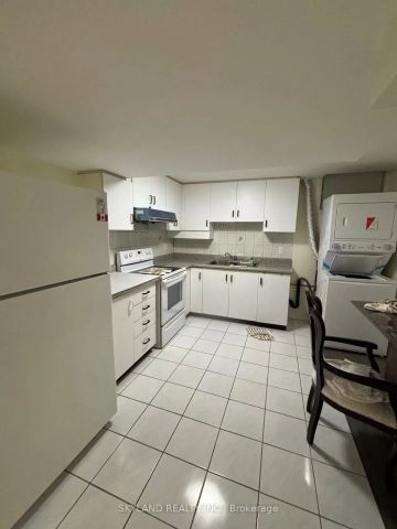 160 Galbraith Crescent - Photo 5