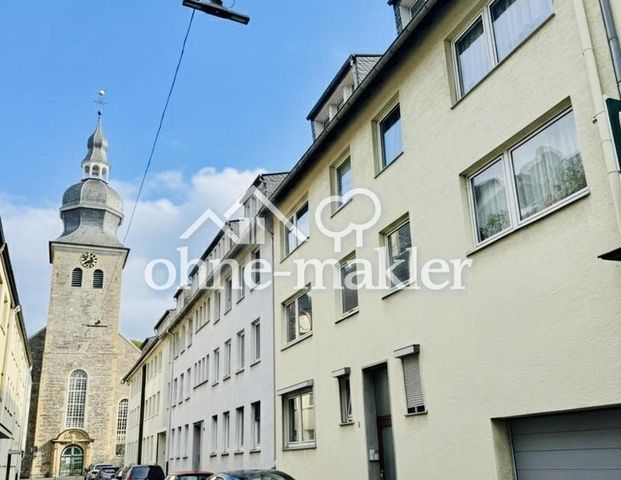 Erstbezug nach Renovierung! Helle 2-Zimmer-Wohnung in Barmen - mit Balkon und Einbauküche! - Foto 1