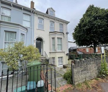 First Floor Hewlett Road Cheltenham, GL52 - Photo 6