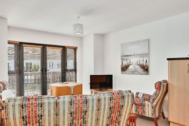 56 Montague Court (Student Let), Portstewart, BT55 7FZ - Photo 1