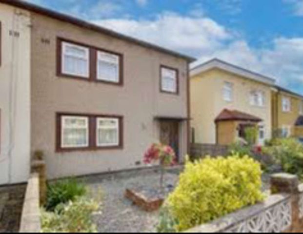 Billson Street Room C - Photo 1