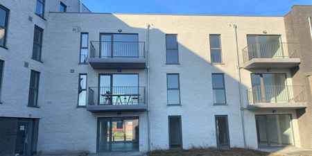 Appartement te huur in Nimy voor € 890 met 2 slaapkamers - Photo 5