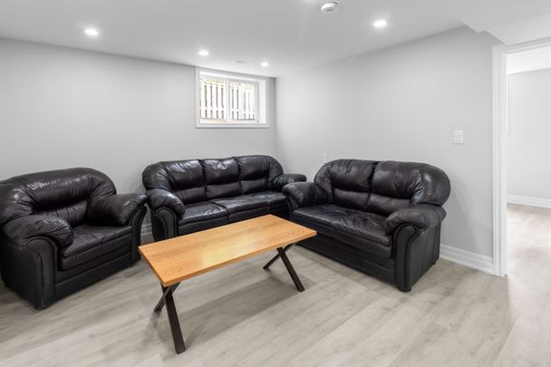 For Lease - 45 Hayward Crescent Unit# B, Guelph, Ontario - Photo 1