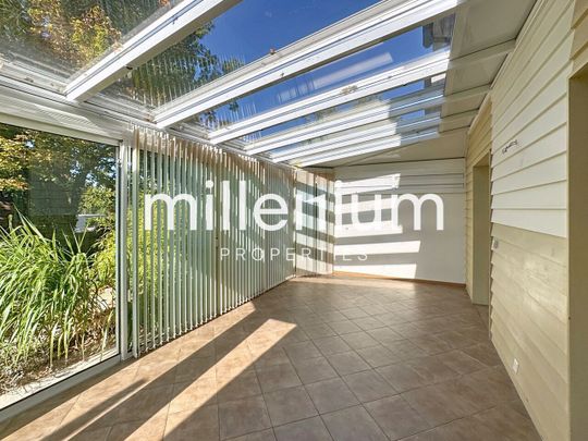 Beautiful bright villa near Carouge - 3 bedrooms, south-facing garden - Photo 1