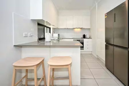 Modern Townhouse in Prime Caloundra Location - Photo 5