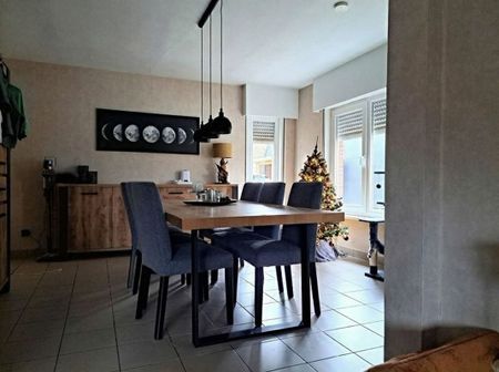 Woonhuis met 2 slaapkamers, grote tuin en oprit - Photo 5