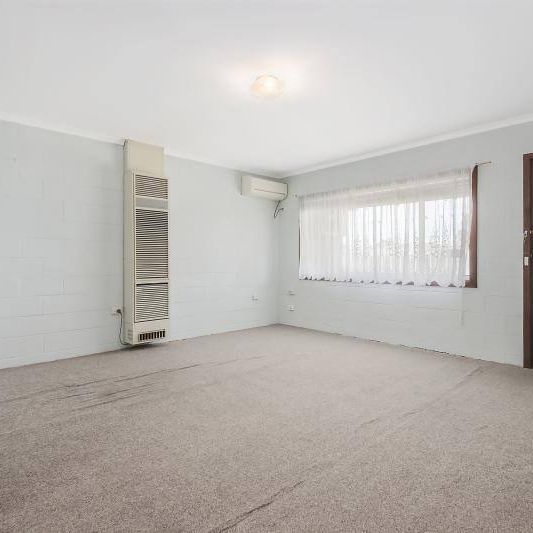 WELL MAINTAINED UNIT - Photo 1