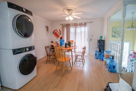 Spacious 3 Bedroom Main Unit in Thorold! - Photo 5
