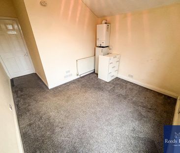 3 bedroom terraced house to rent - Photo 6