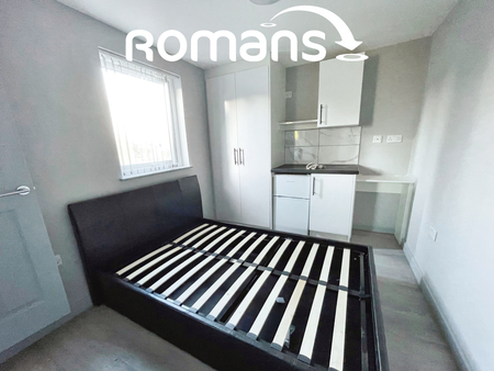 1 bedroom property to rent - Photo 2