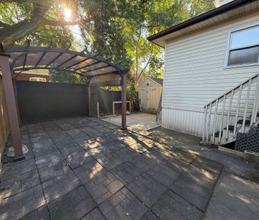 For Lease - 203 Fairleigh Avenue, Hamilton, Ontario - Photo 3