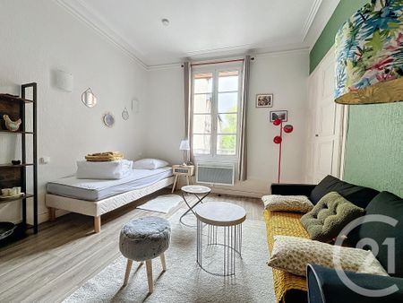 Location Appartement 1 pièce 26m² TROYES 10000 - Photo 2