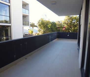 Spacious one bedroom apartment enjoying corner position on level 1 ... - Photo 4