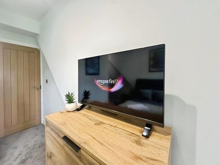 1 bedroom in a house share to rent - Photo 4