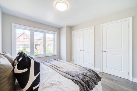 For Lease - 77 Diamond Jubilee Drive, Markham, Ontario - Photo 5