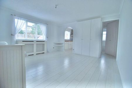 Studio to rent - Photo 4