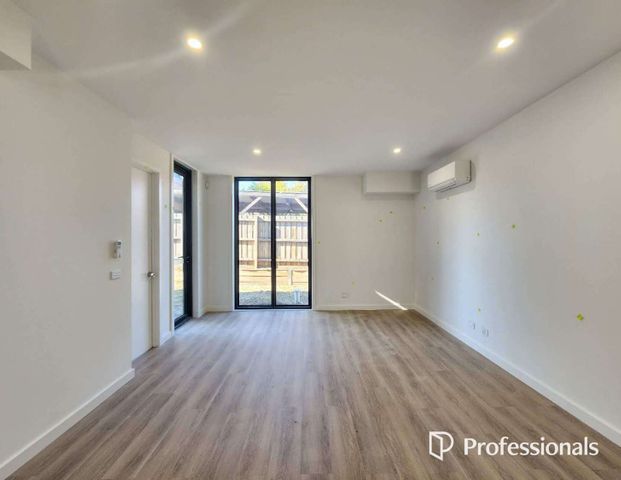 Prime Location, Luxuy Finishing, Fully Furnished - Photo 1