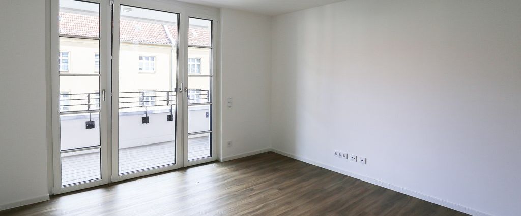 Neubau mit zwei Balkonen - schöne 3-Zi.-Wohnung für Komfortliebhaber - Foto 1