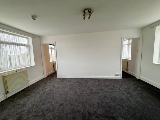Cardigan Road, Bridlington - Photo 1