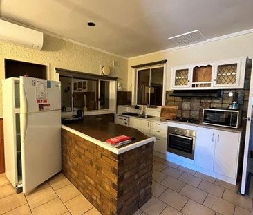 32 Jenkins Avenue - Photo 6