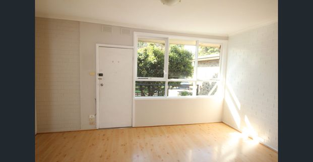 Comfortable two bedroom apartment - Photo 1