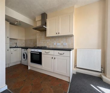 Brighton Road, Horsham RH13, London - Photo 3