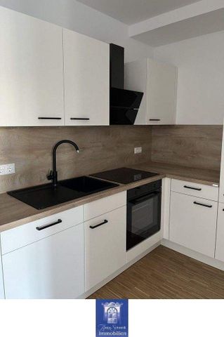 Wohntraum im Erstbezug! Fußbodenheizung, EBK, modernes Bad, schöner Balkon! Lift! - Photo 2