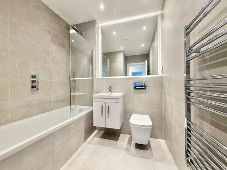 2 bedroom flat to rent - Photo 4