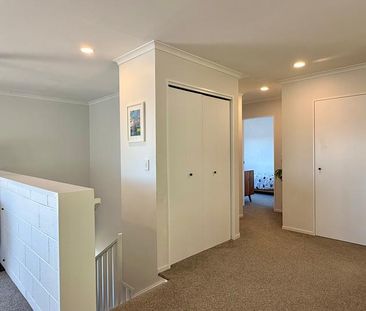 Stunning Modern Two-Storey Home with Mount Views & Bonus Downstairs... - Photo 5