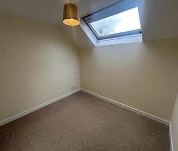 7 Railway Cottages, Bridge Road, Helens Bay, BT19 1TE - Photo 4