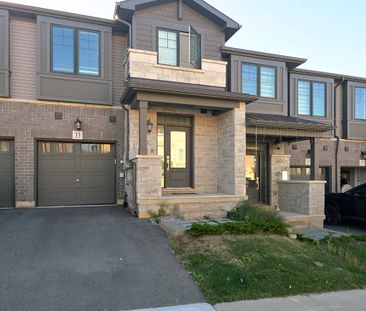 For Lease - 33 Hollywood Court, Cambridge, Ontario - Photo 1