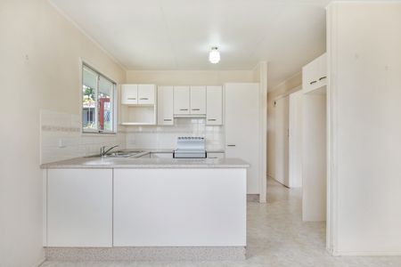 55 Chartwell Street, Aspley QLD 4034 - House For Rent | Domain - Photo 4