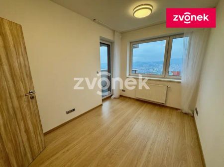 Pronájem bytu 3+kk 92 m - Fotografie 2