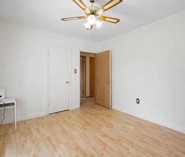 For Lease - 71 Grenadier Drive, Hamilton, Ontario - Photo 6