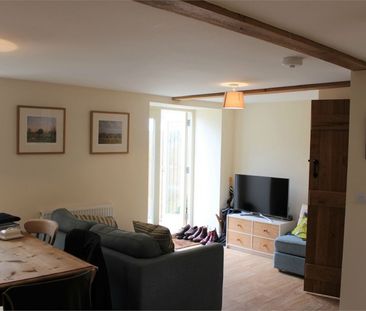 Hele Manor Barns, Hele, Taunton - Photo 1