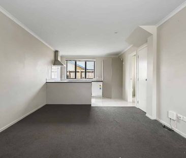 Walk to Uni! - Photo 5